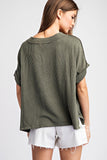 Textured V-Neck S/S Top Olive